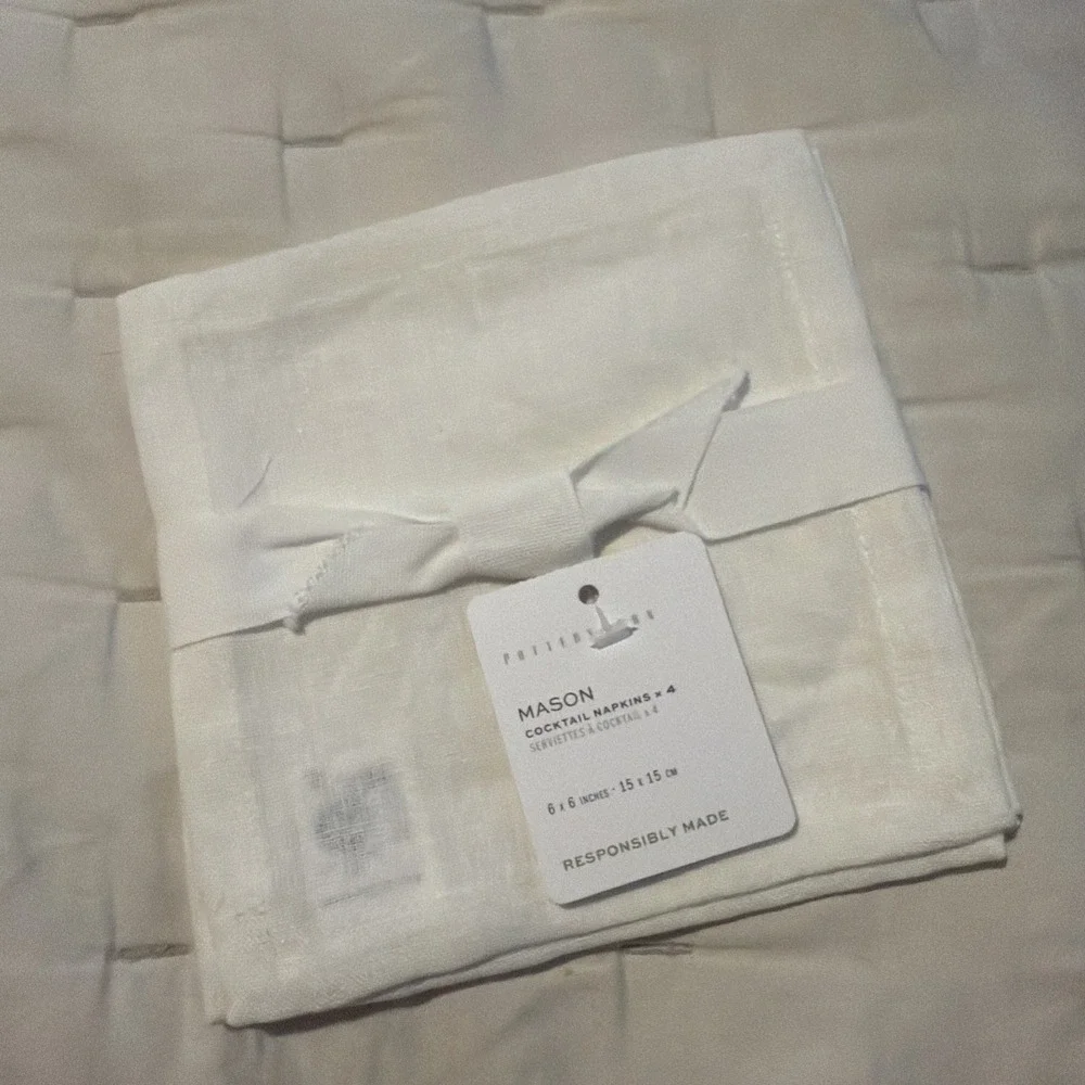 Pottery Barn Mason SET OF 4 Cocktail Napkins WHITE  6